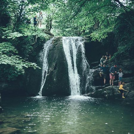 Central Malham Wellbeing Escape Hot Tub & Studio Luaran gambar